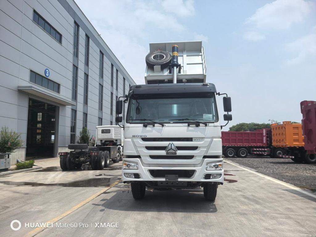 VRACHTWAGENS HOWO NIEWE DUMP TRUCKS 371HP 6X4, Autos, Autos Autre, Achat, Entreprise, Boîte manuelle, Autre carrosserie