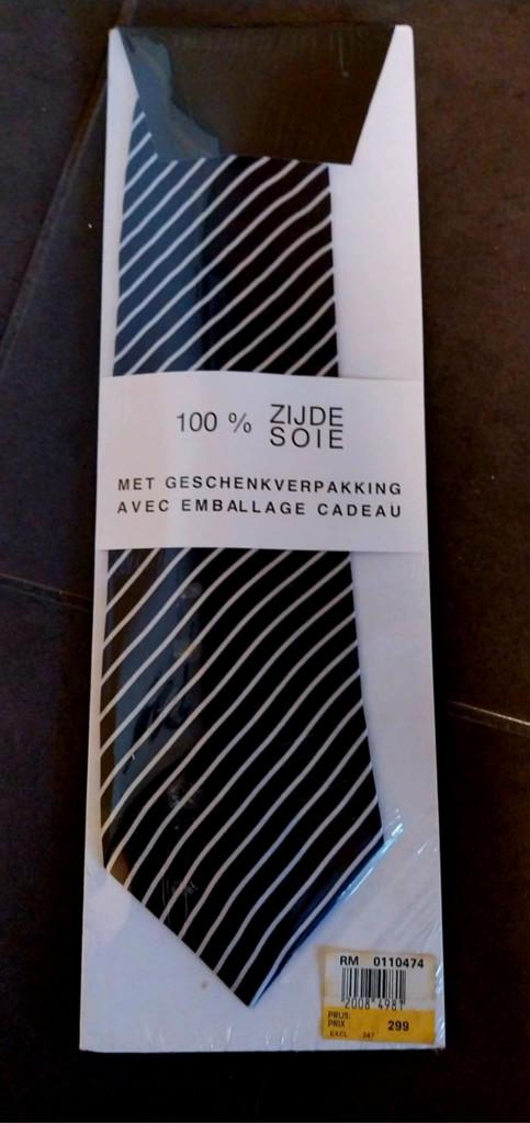 Zijden das - NIEUW - in verpakking, Kleding | Heren, Stropdassen, Ophalen, Nieuw, Zwart, Met patroon