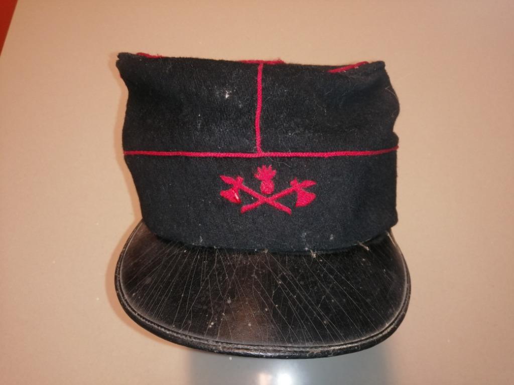 FRANCE - KEPI DE POMPIER VERS 1900, Enlèvement ou Envoi, Autres, Casque ou Béret