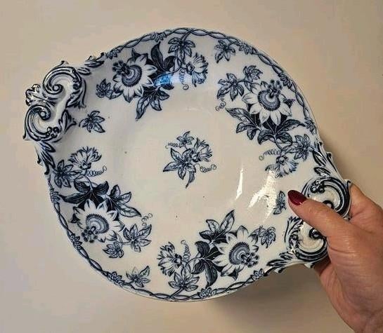 Minton Schaal passifloramotief circa 1854, Antiek en Kunst, Ophalen of Verzenden