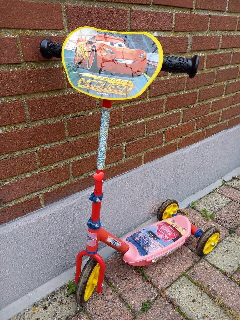 CARS - Flash McQueen Step, Fietsen en Brommers, Ophalen