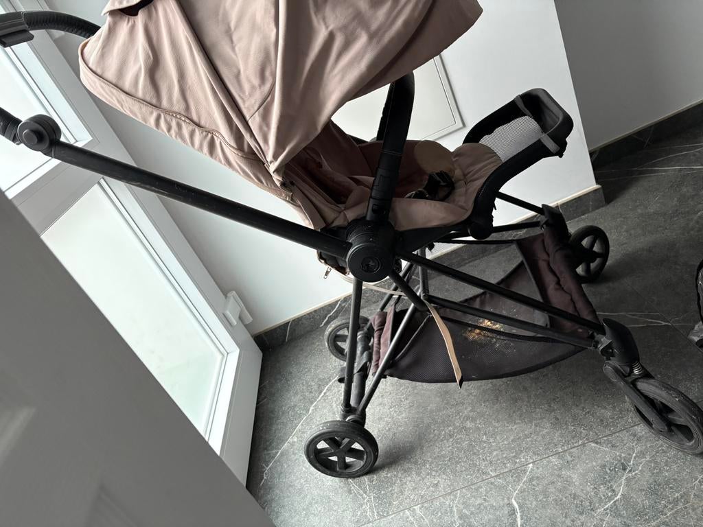 Cybex, Ophalen, Zo goed als nieuw