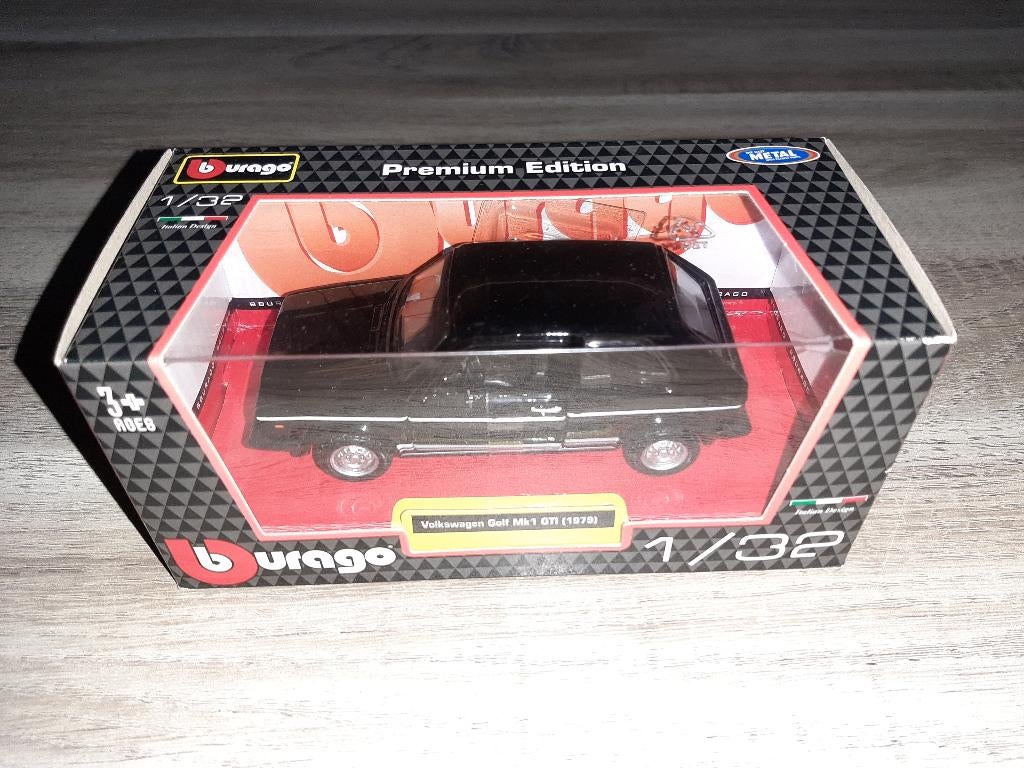Burago 1/32 Volkswagen Golf Mk1 GTI 1979, Ophalen of Verzenden, Zo goed als nieuw, Auto