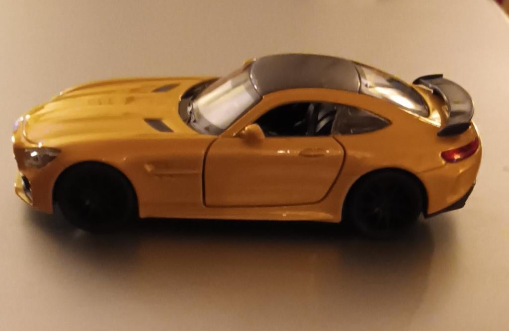 7 schaalmodellen (22cm) 1:24 - Mercedes-Porche., Ophalen