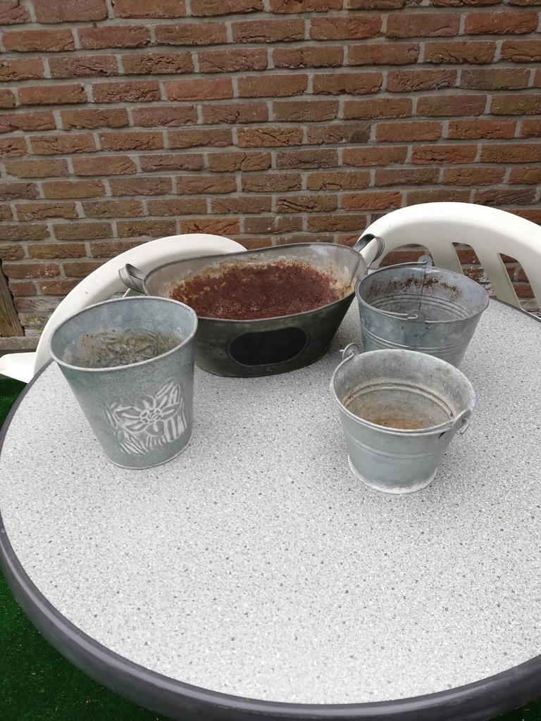 Zinken emmertjes, Ophalen of Verzenden, Zo goed als nieuw