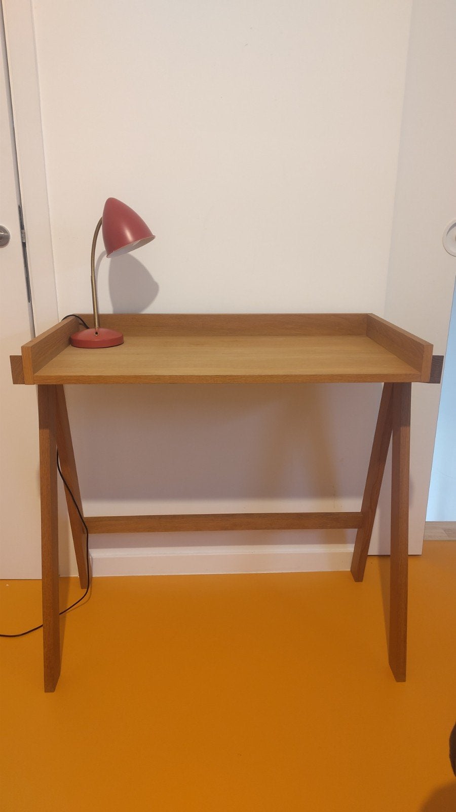 Petit bureau en bois design de la ligne ELAN ( Designer Just, Enlèvement, Bois