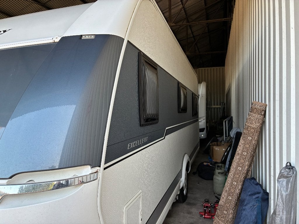 AUVENT DE TOIT CLIMATISÉ Hobby 560 CFE MOVER, Caravanes & Camping, Particulier, Airco, Hobby