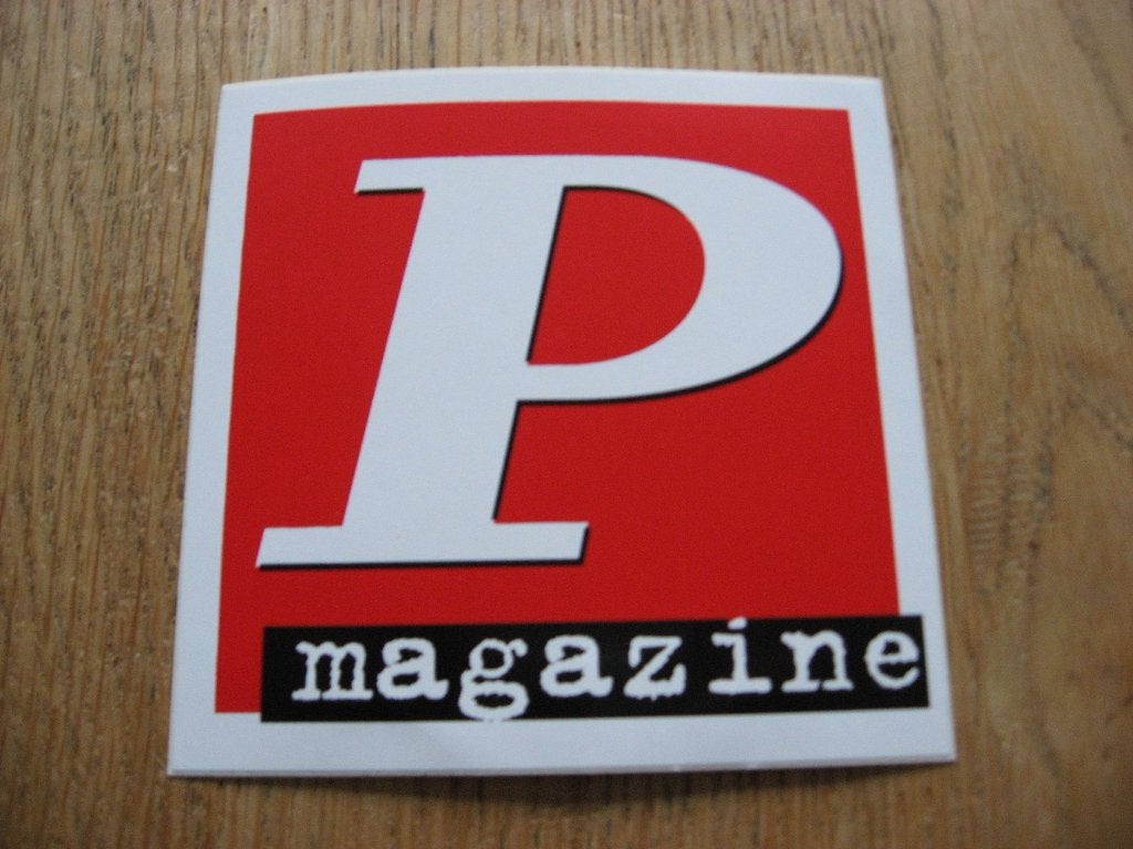 Sticker P magazine 9 x 9 cm, Verzamelen, Ophalen of Verzenden, Nieuw, Film, Tv of Omroep