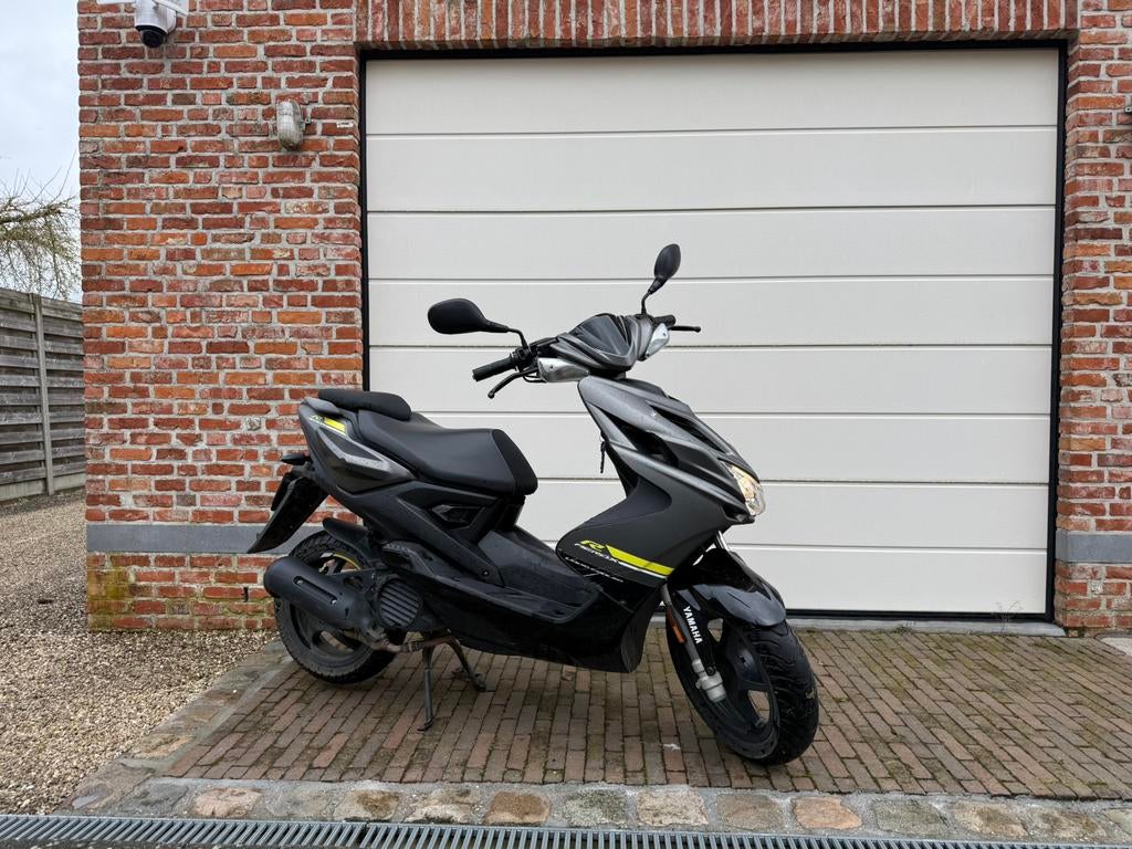 Yamaha Aerox R4st, Enlèvement, Comme neuf, Essence, Aerox