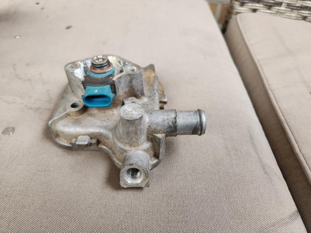 Peugeot jetforce tsdi cillinder kop met injector, Enlèvement, Comme neuf, Cylindre, Peugeot