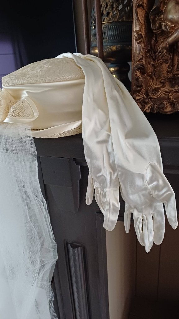 Authentieke bruidshoed, Beige, Zo goed als nieuw, Accessoires, Ophalen