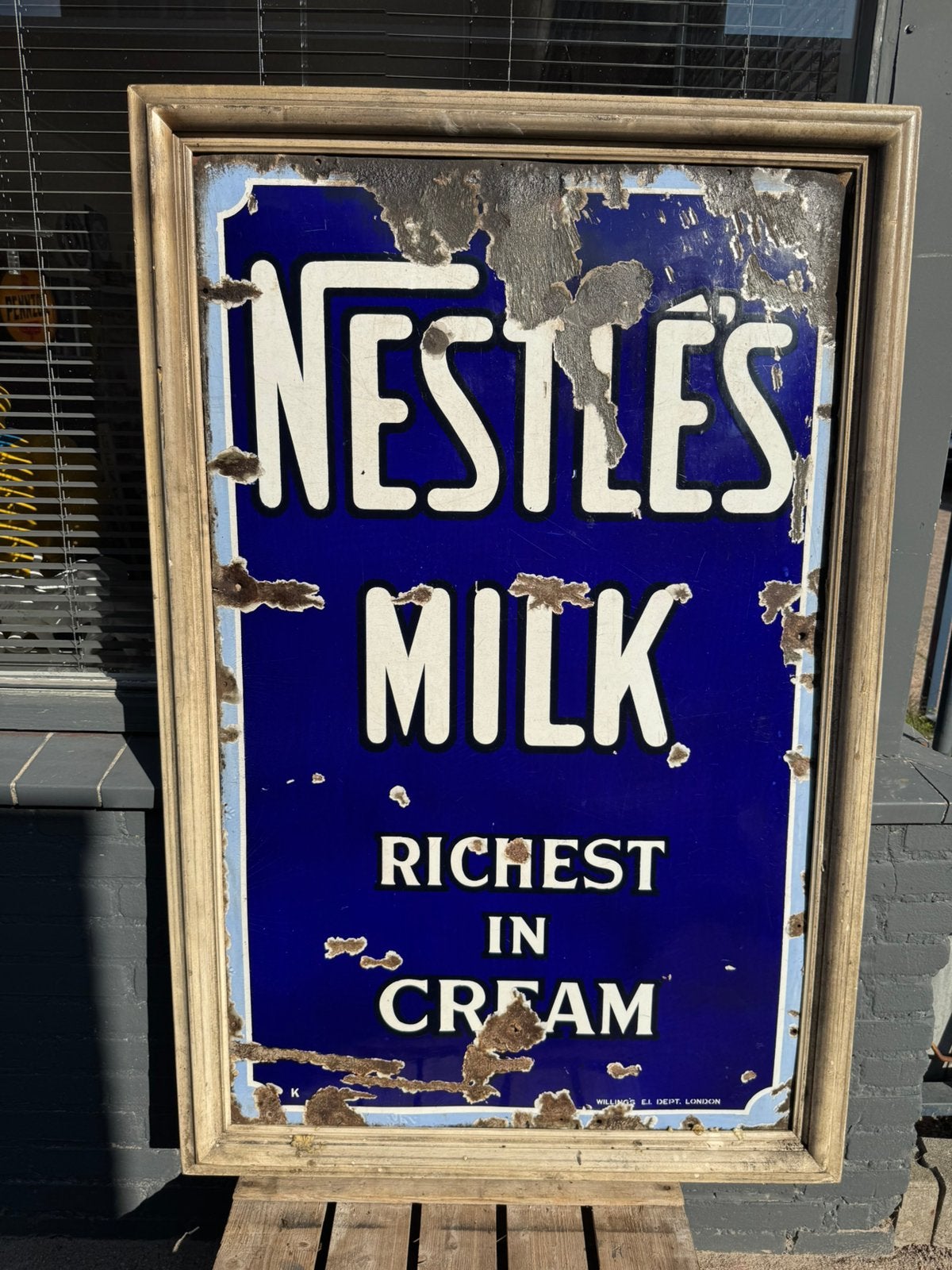 Nestle’s Melk emaille reclamebord XL, Verzamelen, Ophalen, Reclamebord, Gebruikt, .