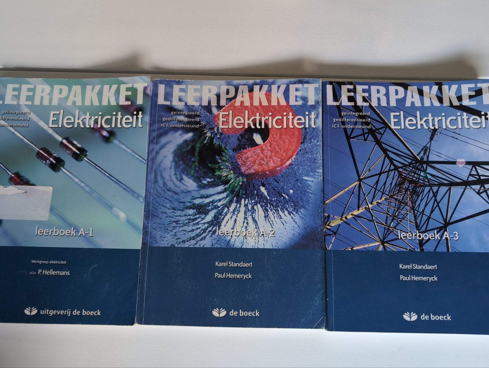 Elektriciteit schoolboek, Boeken, Ophalen of Verzenden
