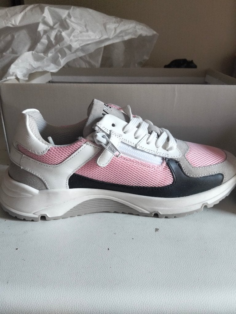 (Nieuw) Wysh meisjes schoenen maat 34/35, Kinderen en Baby's, Kinderkleding | Schoenen en Sokken, Ophalen, Meisje, Schoenen, Nieuw