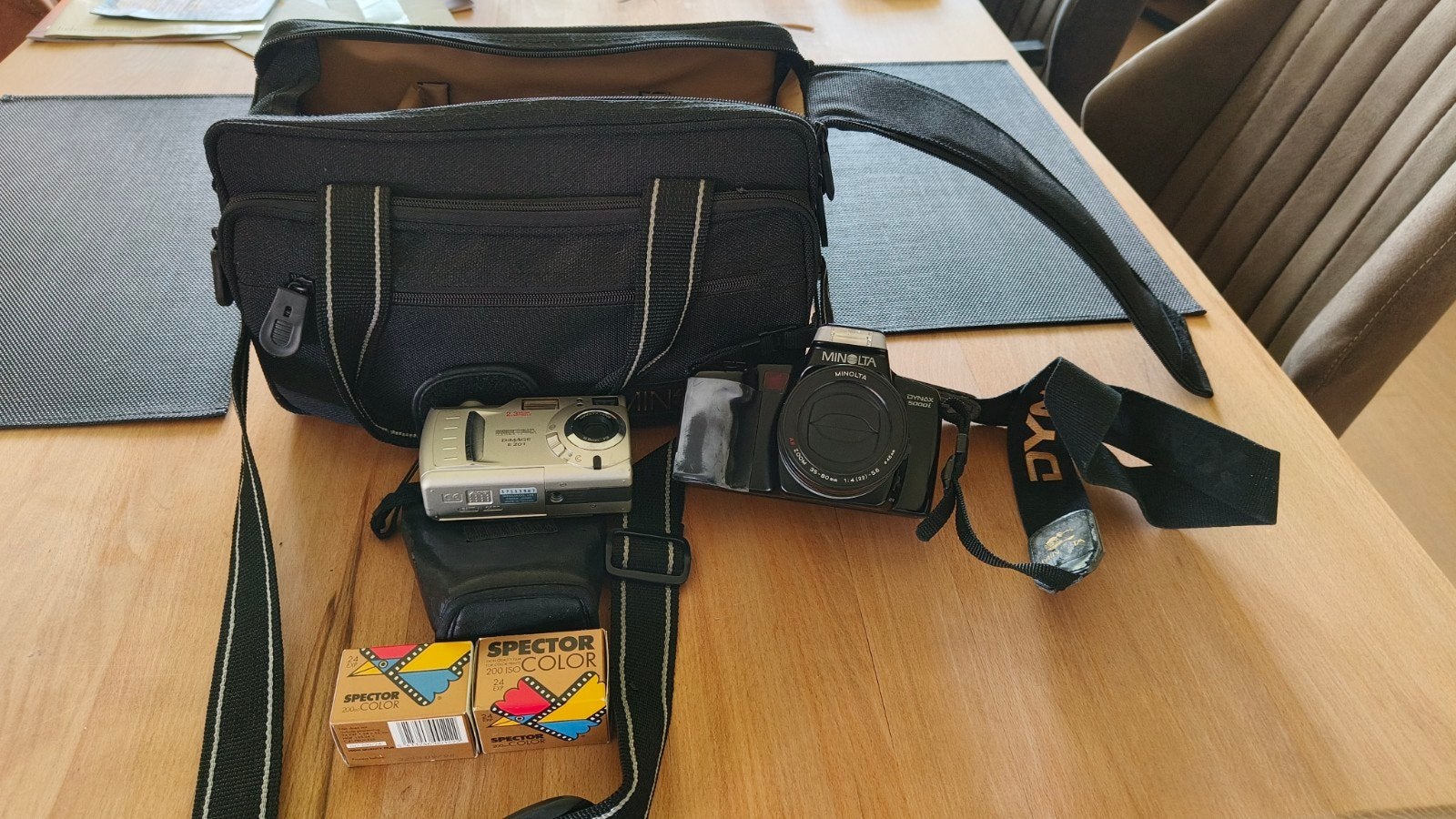 Minolta, Enlèvement