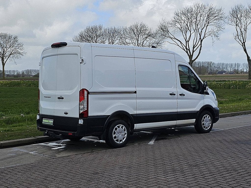 Ford Transit 350 2.0 TDCI L2H2 Trend (bj 2024), Auto's, Bestelwagens en Lichte vracht, Voorwielaandrijving, Stof, Zwart, 4 cilinders