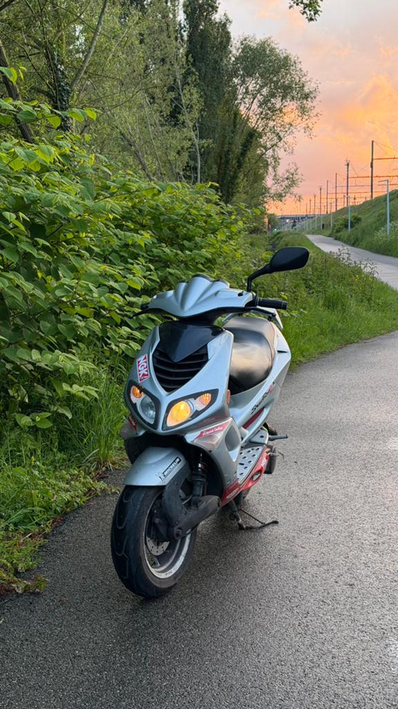 Peugeut Speedfight 2 LC - B klasse, Fietsen en Brommers, Ophalen of Verzenden, Zo goed als nieuw, Speedfight