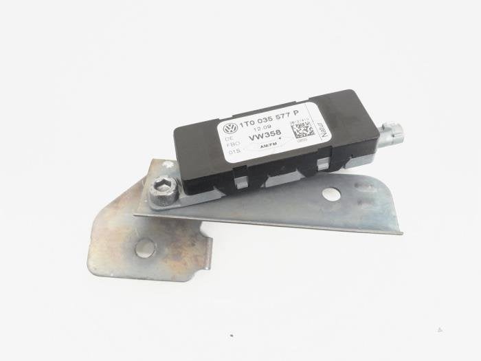 Antenne Versterker van een Volkswagen Touran, Gebruikt, -, Volkswagen, -