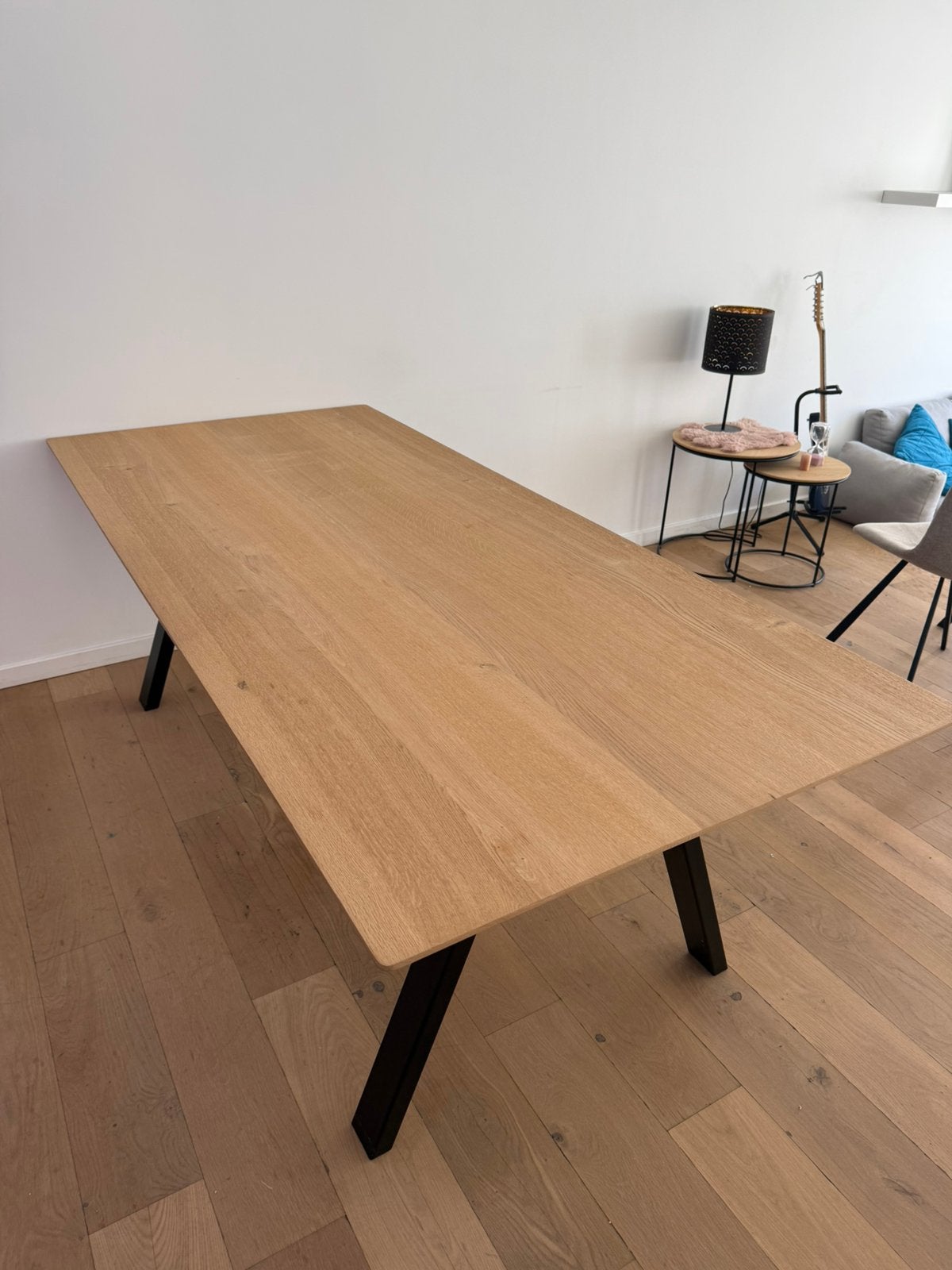 Eettafel Juntoo met eiken blad, Huis en Inrichting, Tafels | Eettafels, Ophalen, Zo goed als nieuw
