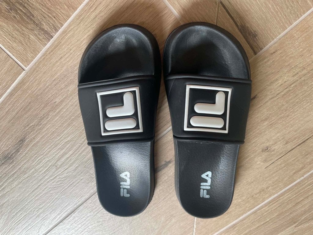 Slippers Fila maat 42, Vêtements | Hommes, Chaussons, Enlèvement ou Envoi, Comme neuf, Fila