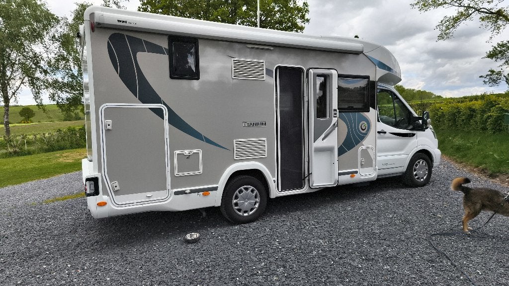 Chausson 640 Titanium - Ford automaat 170PK, Automaat, Chemisch toilet, Airbags, Ford