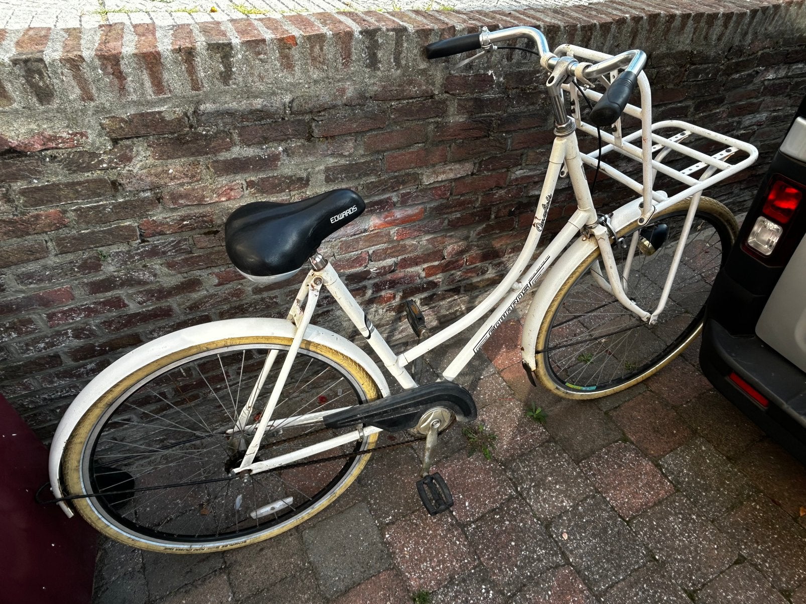 Stevige damesfiets nieuwe banden met rek, Enlèvement, Comme neuf