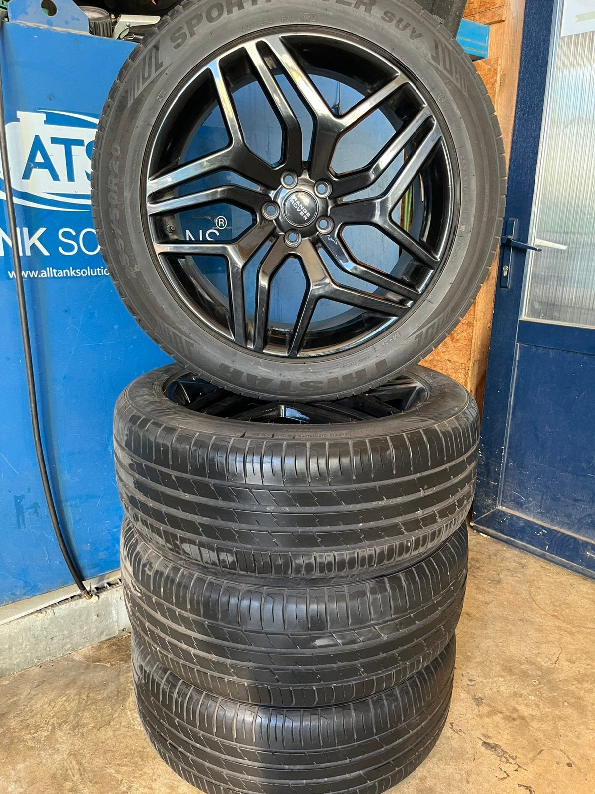 Range rover velgen met banden 255/50/R20  109W, Ophalen, Band(en)