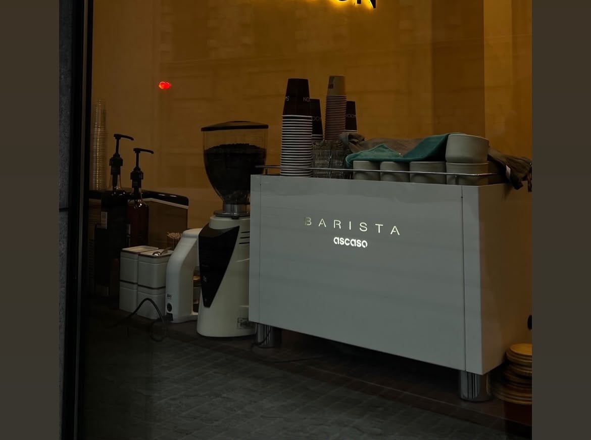 Ascaso barista T plus wit/wood, Electroménager, Cafetières, Machine à espresso, Réservoir d'eau amovible, Café en grains, 2 à 4 tasses