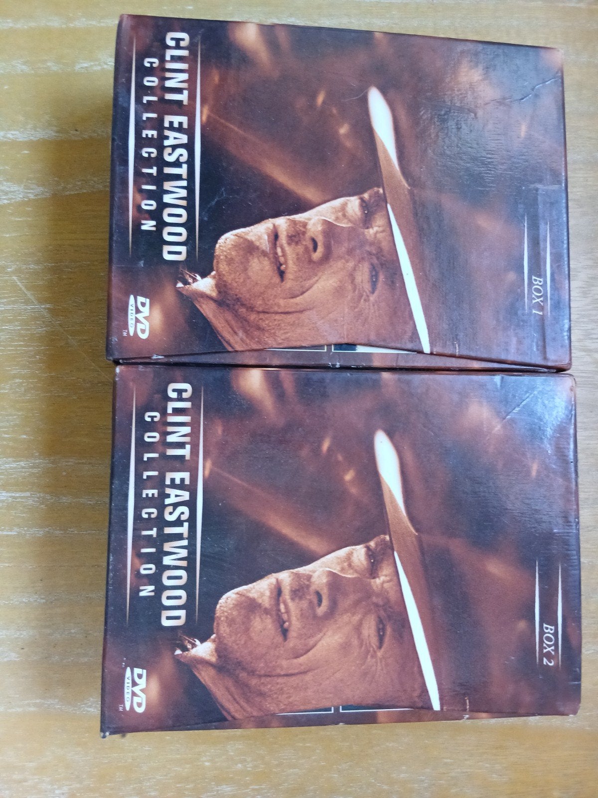 Clint Eastwood Collection – Box 1 & Box 2 (DVD-sets) – In ze, Enlèvement
