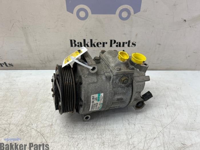 Pompe clim d'un Volkswagen Golf, -, Volkswagen, -, 3 mois de garantie