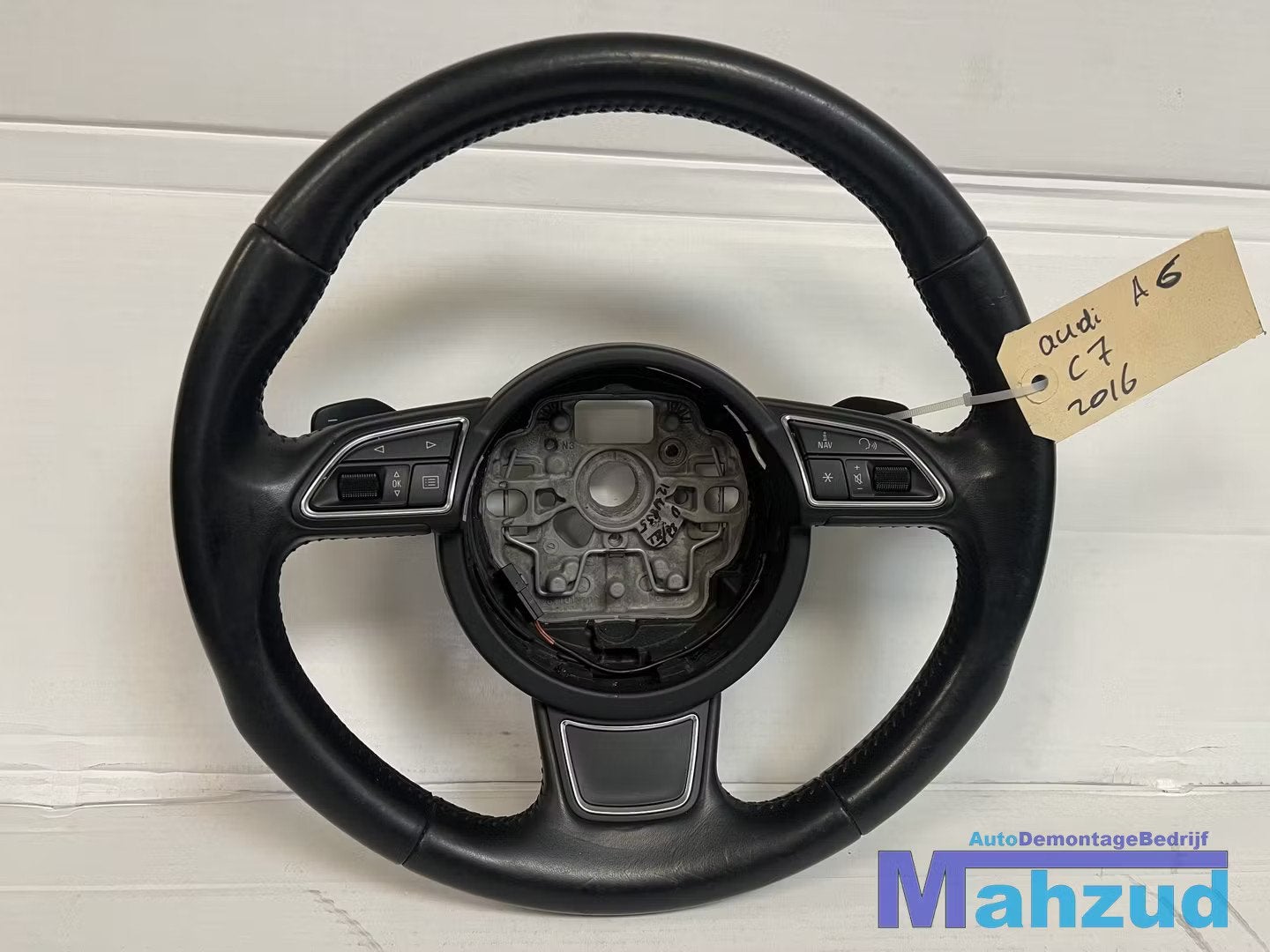 AUDI A6 C7 Stuurwiel stuur met flipper 2010-2019, Auto-onderdelen, Gebruikt, AUDI AG, Auto-Union-Strasse 1
85045  Ingolstadt, DE
