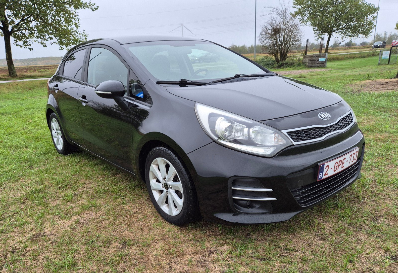 Kia Rio 1.2 Benzine Dynamic Line  met 110 000km, Autos, Achat, Boîte manuelle, Noir, 5 portes