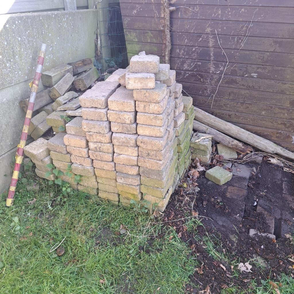 Gratis stenen, Ophalen