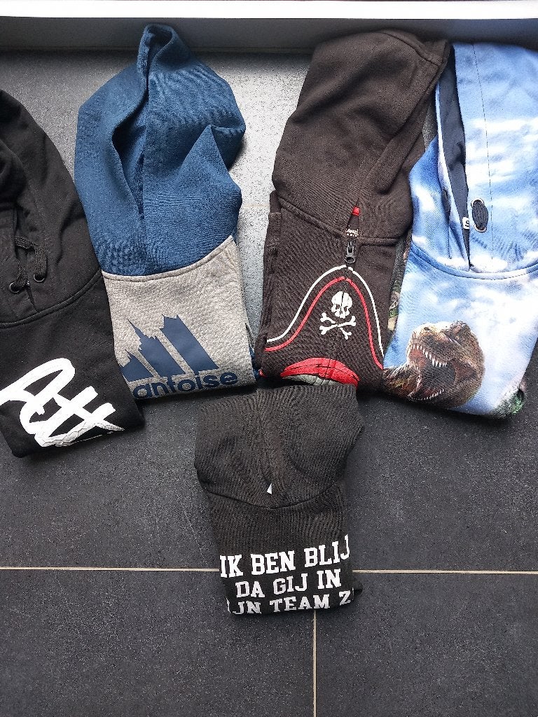 5 hoodies voor jongens maat 128, Ophalen of Verzenden, Gebruikt, Jongen, Trui of Vest