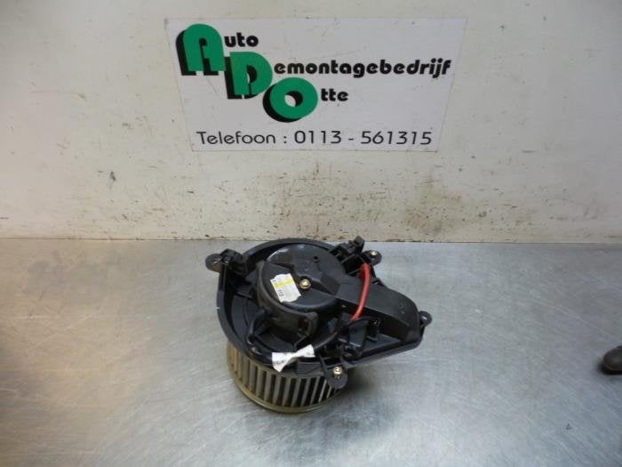 Moteur de ventilation chauffage d'un Peugeot 406 (406 95-), -, 3 mois de garantie, Utilisé, -