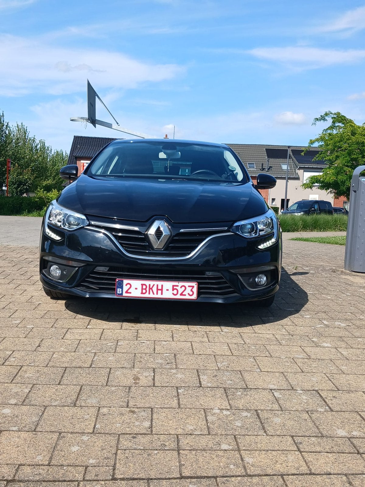 Megane 1.3 essence de 2019 avec seulement 48 000 km, Achat, Euro 6, Boîte manuelle, Entretenue par le concessionnaire