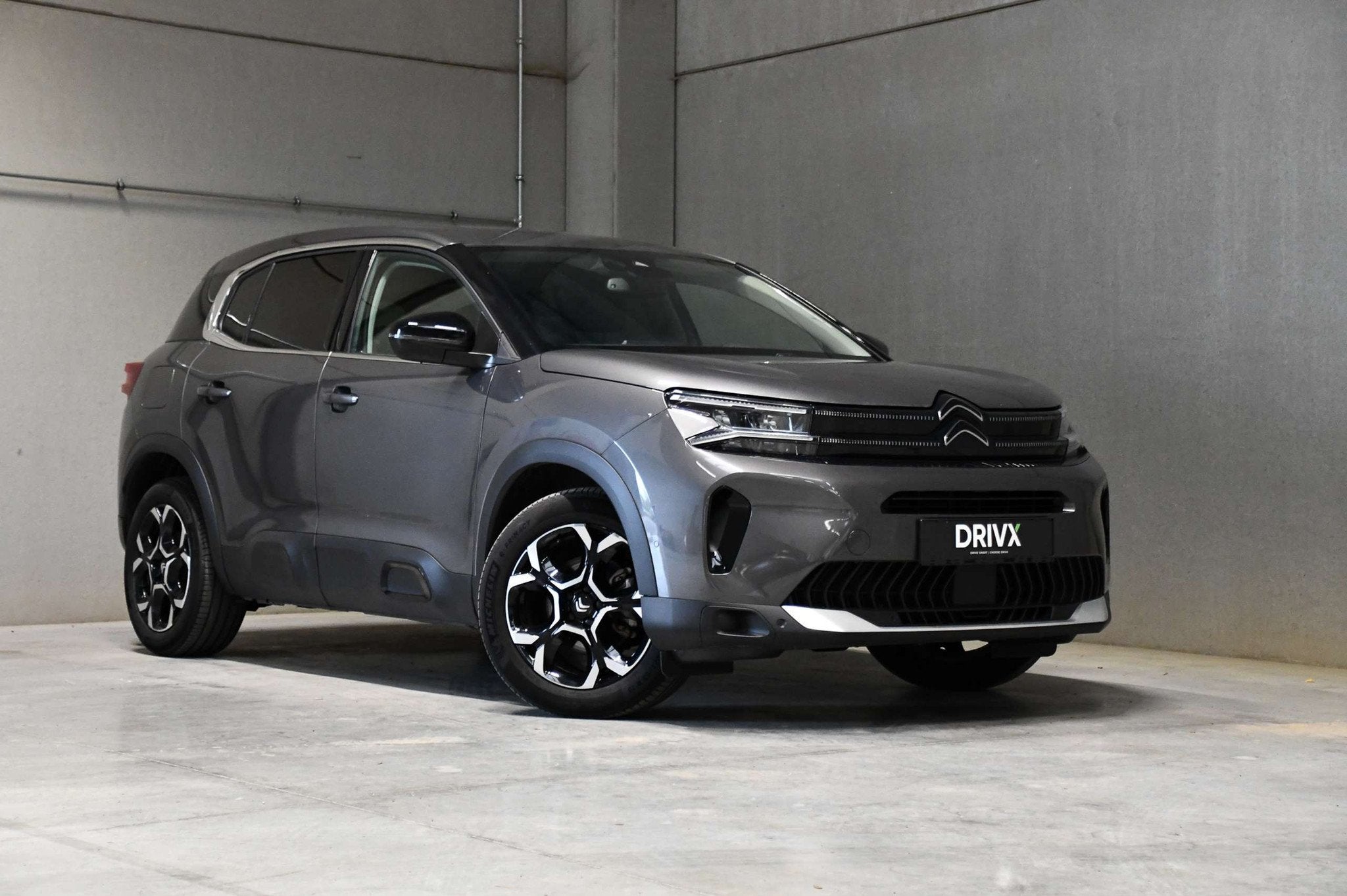 Citroën C5 Aircross PLUS - ACC - CARPLAY - KEYLESS - CAMERA, Autos, Argent ou Gris, Achat, 140 g/km, Phares entièrement LED