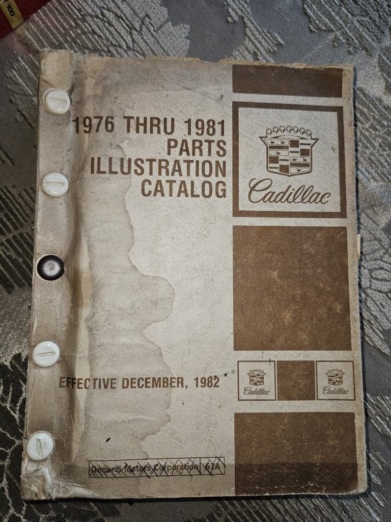 catalogue pièces détachées cadillac, Boeken, Auto's | Boeken, Ophalen, Gelezen, Overige merken
