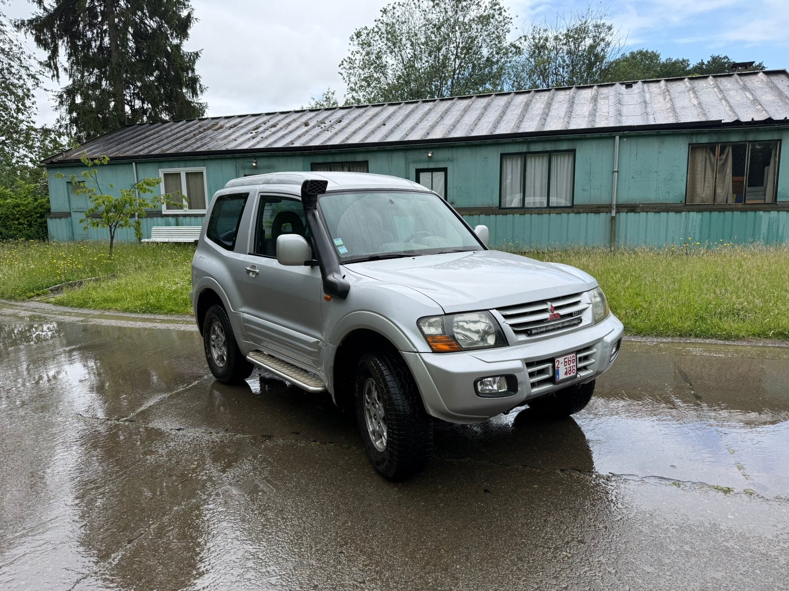 Mitsubishi Pajero 3.2 DID, Auto's, Mitsubishi, Euro 2, 2095 kg, Stof, Zwart