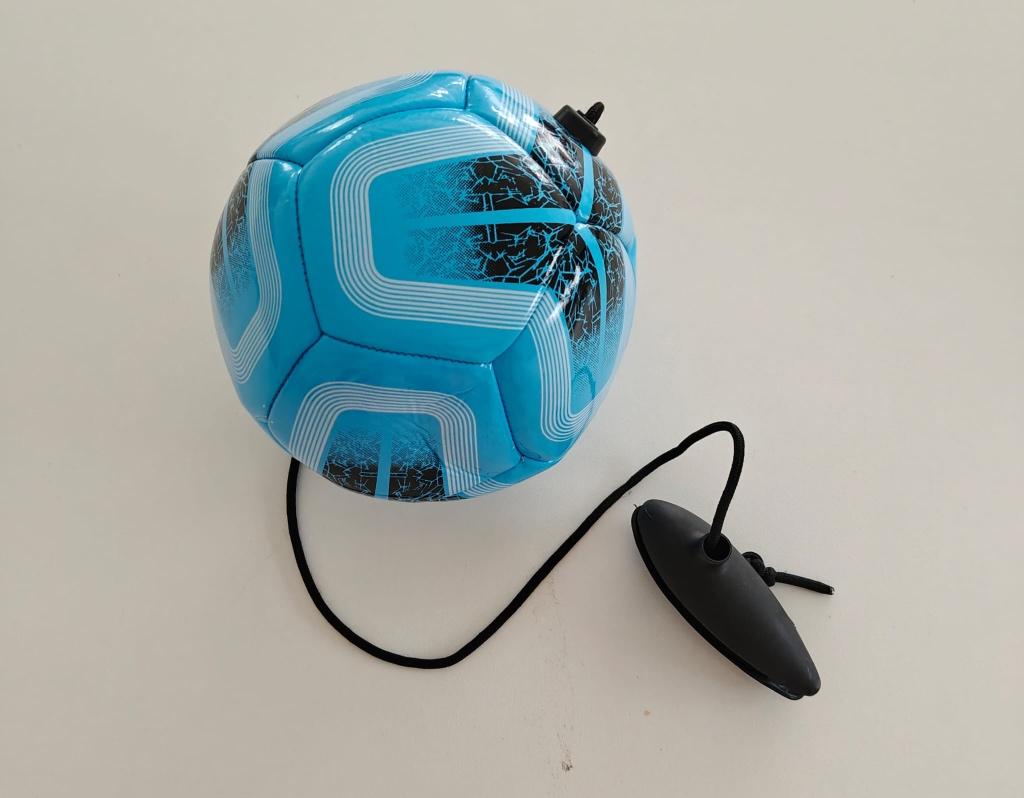 Voetbal, Sport en Fitness, Voetbal, Ophalen, Zo goed als nieuw, Bal