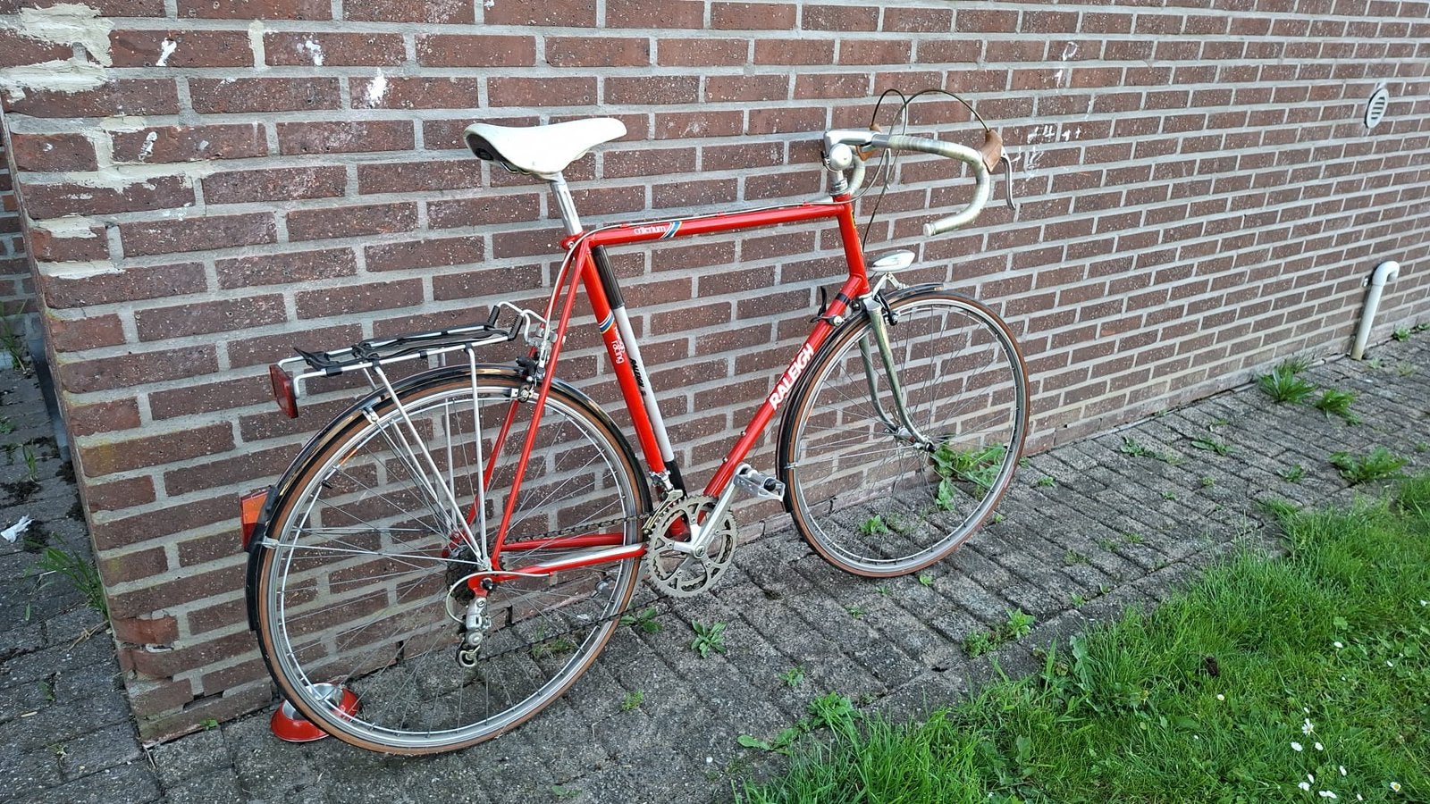Retro raleigh  race fiets in werkende staat, Enlèvement, Frein sur jante