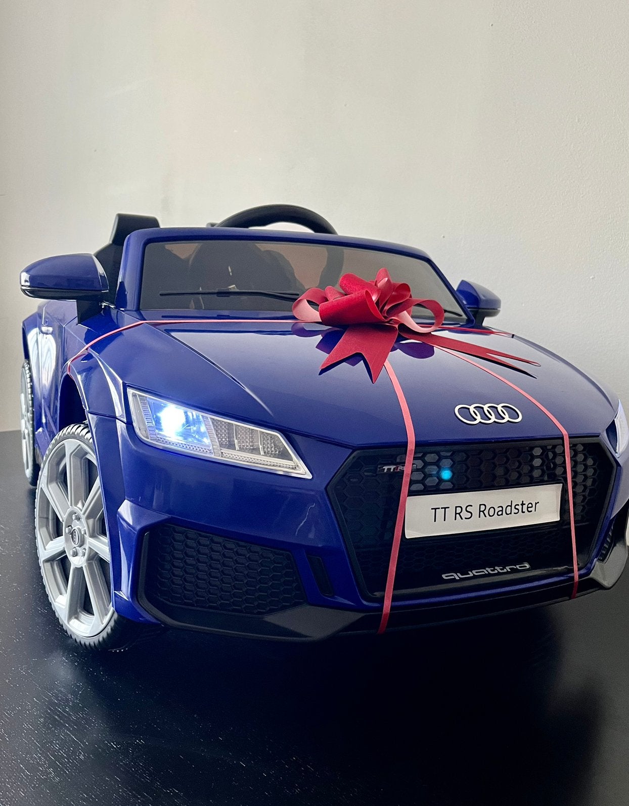 nieuwe,op voorraad zijnde,Audi TT RS elektrische kinderauto, Ophalen of Verzenden, Nieuw