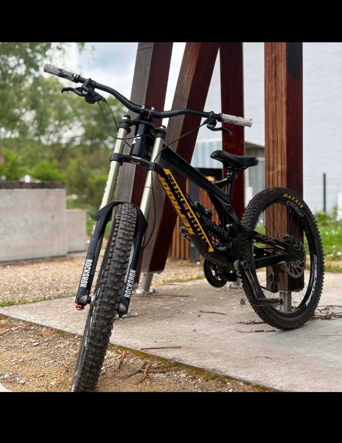 Vélos Nukeproof, Ophalen, Zo goed als nieuw