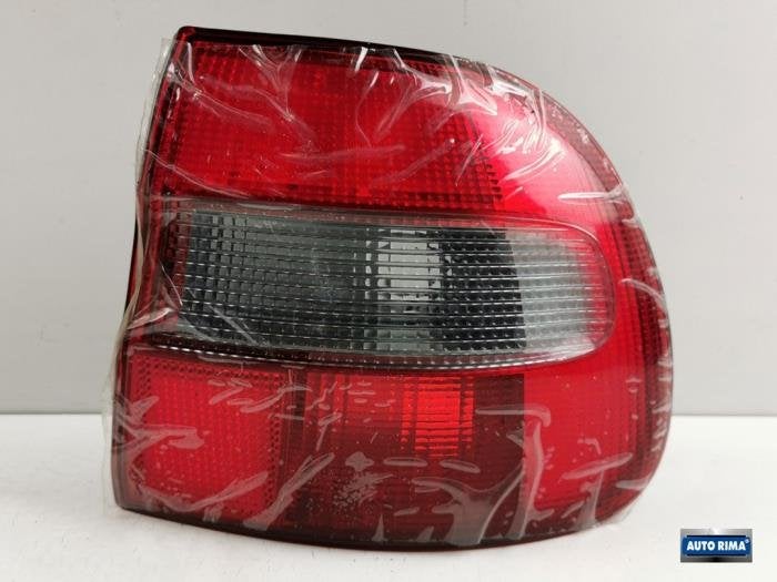 Achterlicht rechts van een Volvo V40, Auto-onderdelen, Gebruikt, -, -, Ophalen of Verzenden