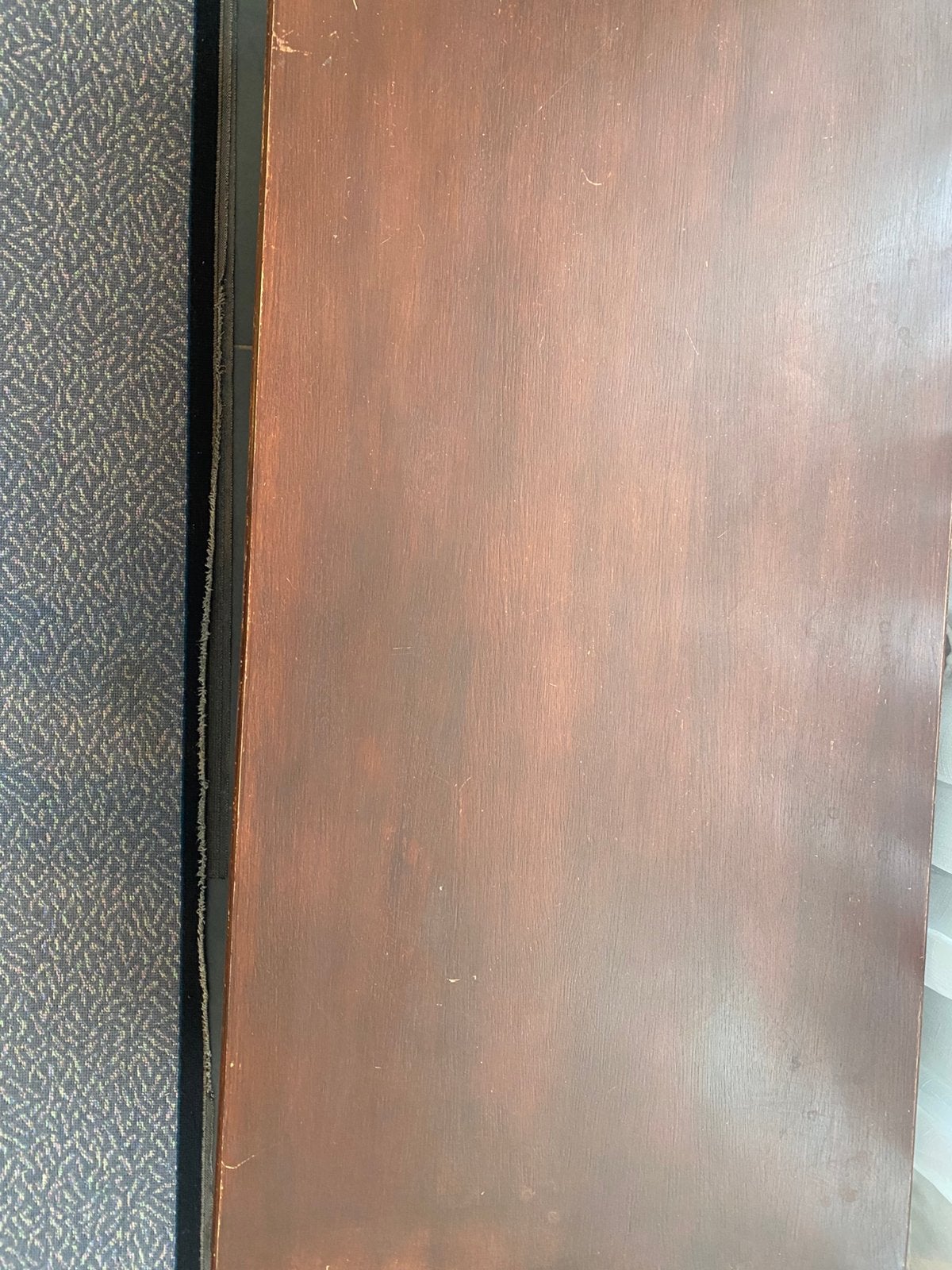 Canapé 3 places en cuir très bon état +table basse GRATUITE, 125 cm ou plus, Moins de 75 cm, Comme neuf, Enlèvement