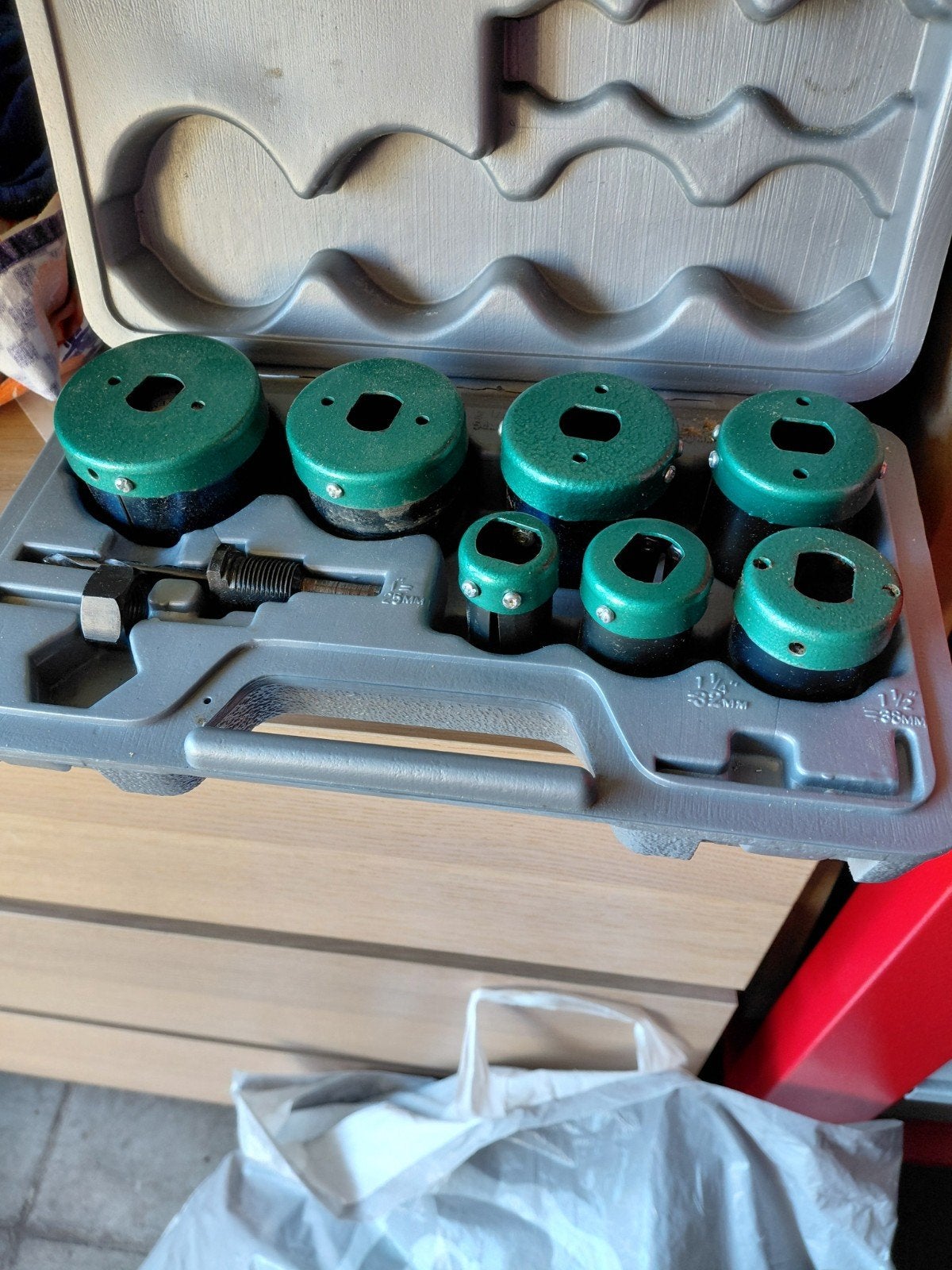gatenzagenset, Ophalen