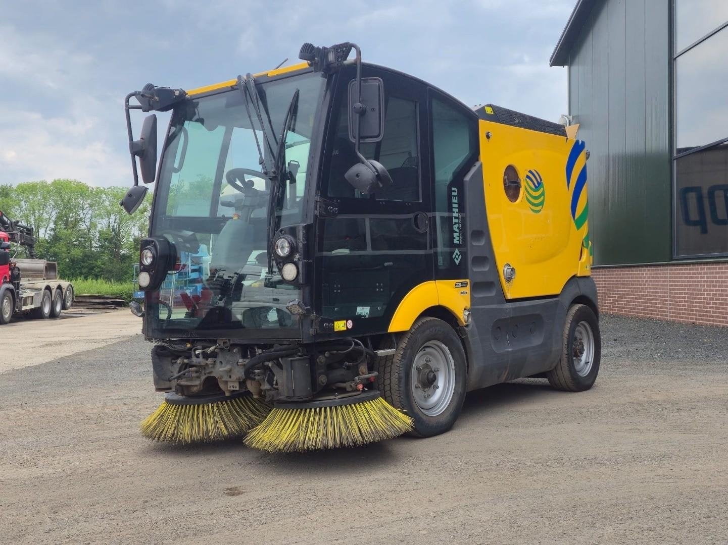 Mathieu MC210 BALAYEUSE ! ANCIEN ARGENT ! DK1226, Articles professionnels, Machines & Construction | Entretien & Nettoyage