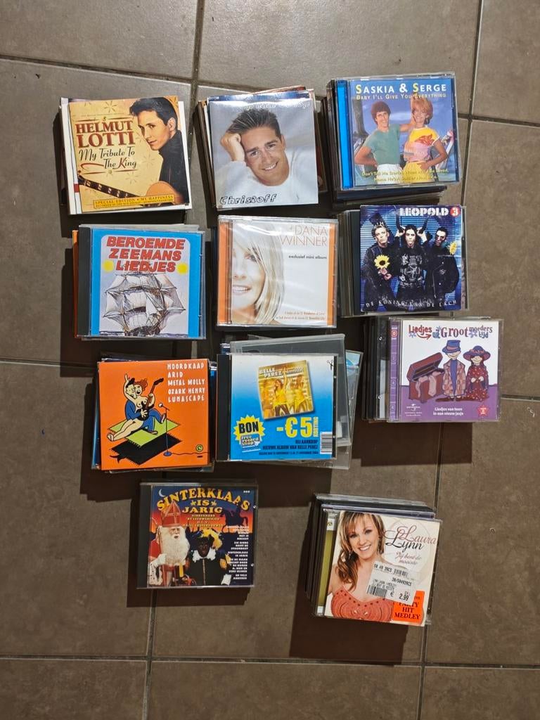 104 echte Vlaamse cd's (o.a. Willy Sommers,dana winner,..), Cd's en Dvd's, Ophalen of Verzenden, Zo goed als nieuw, Boxset