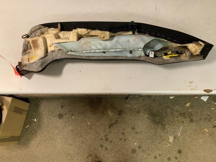 Achterbank airbag rechts van een Volkswagen Golf, Gebruikt, -, Volkswagen, -