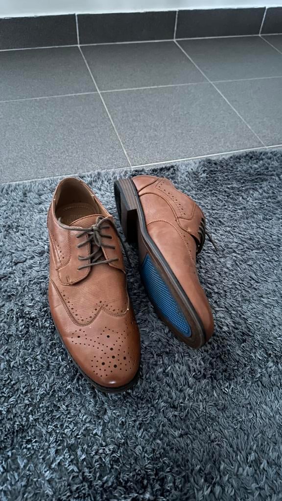 River Island nette heren schoeren maat 10 (44), Vêtements | Hommes, Chaussures, Enlèvement, Comme neuf